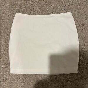Elegant White Mini Skirt small